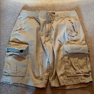 American eagle cargo shorts